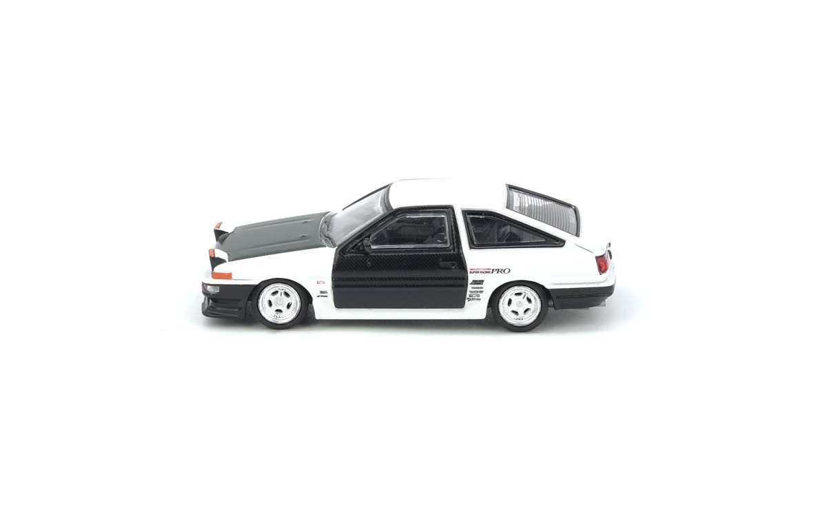 Toyota Sprinter Trueno (AE86) Drift Car With Carbon doors: No package: Image 3