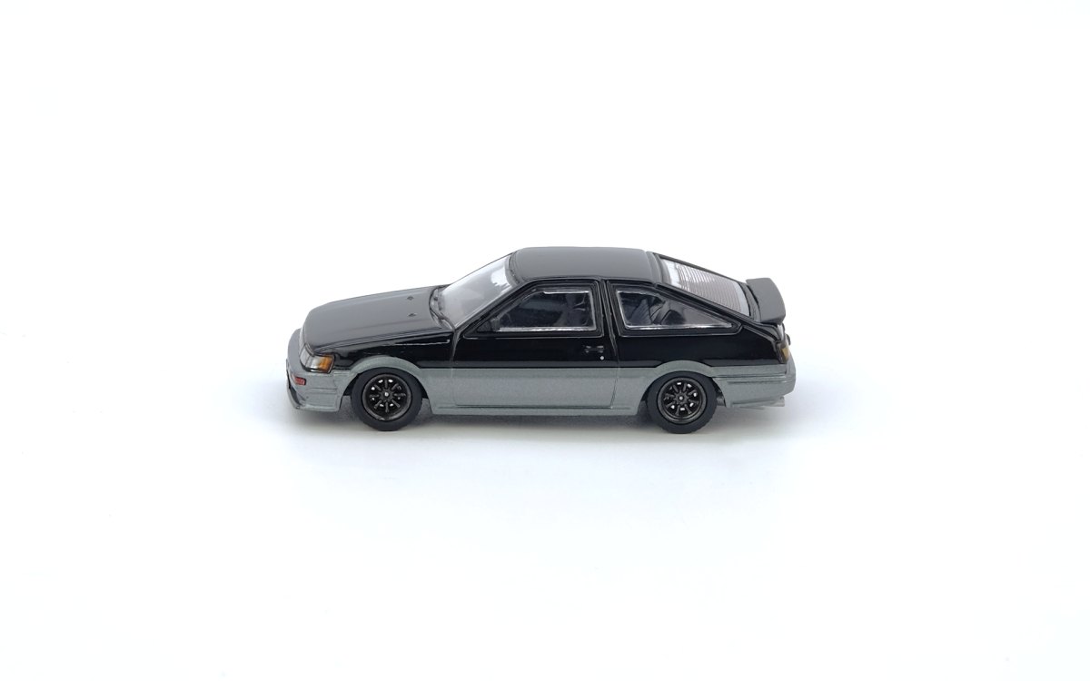 Toyota Corolla Levin (AE86) Black/Grey: No package: Image 3
