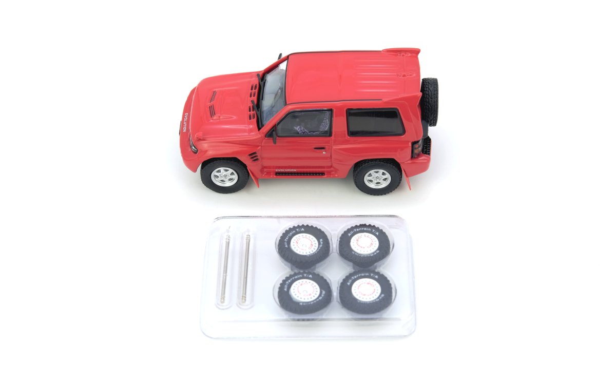 Mitsubishi Pajero Evolution Red: No package: Image 4