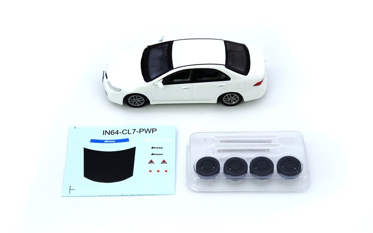 Honda Accord Euro-R (CL7) Premium White Pearl: No package: Image 4