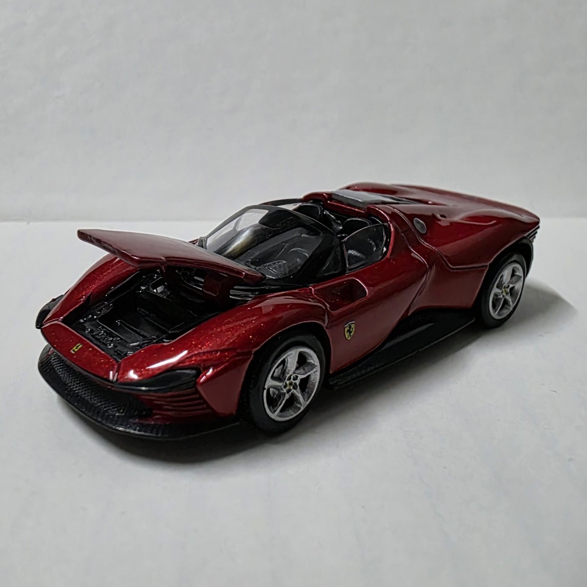 2022 Ferrari Daytona SP3: Image 2