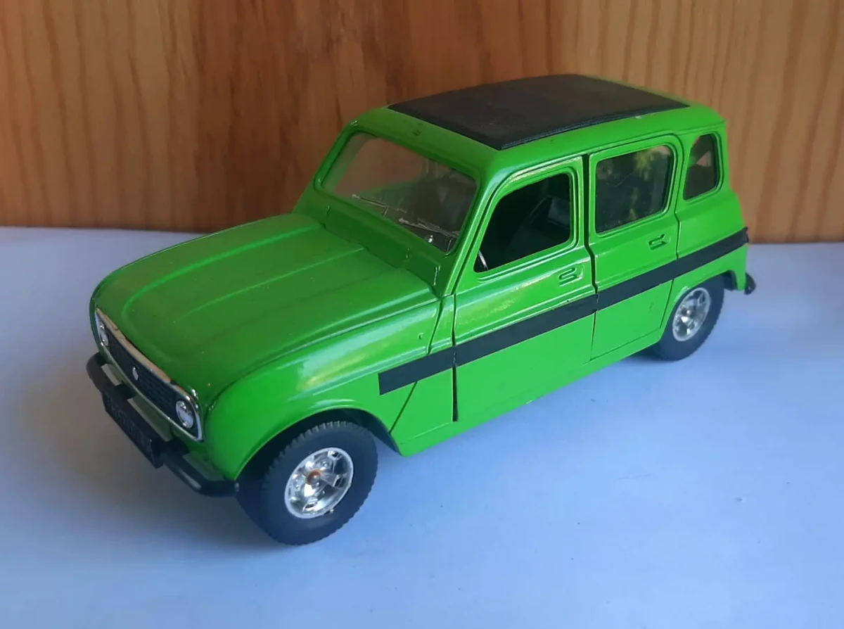 Renault R4 Safari: No Package: Image 2