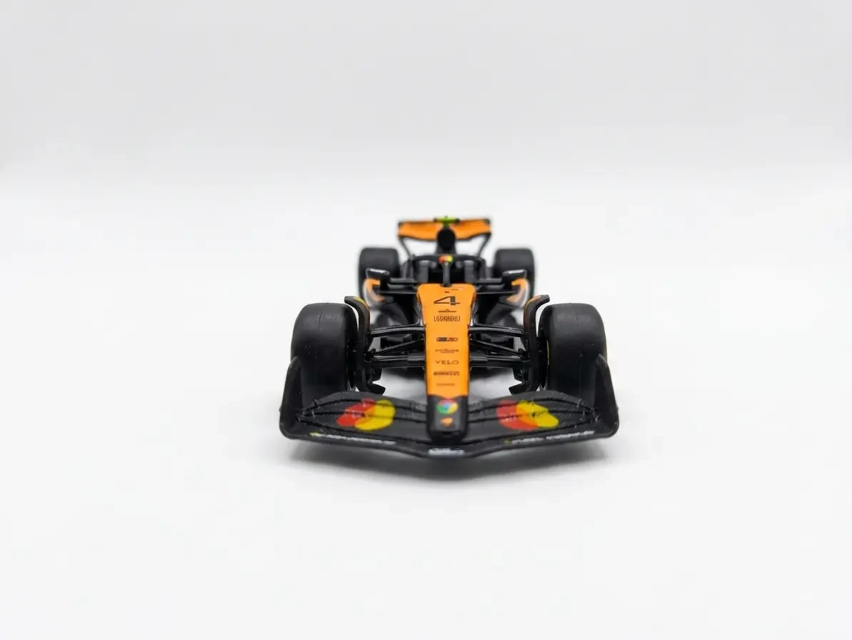 2026 McLaren F1 MCL39 2025 #4 Lando Norris Orange: No Package: Image 3