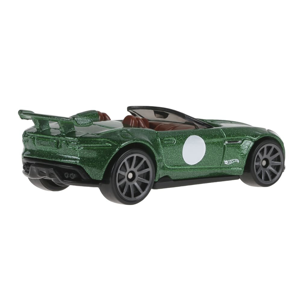 2026 15 Jaguar F-Type Project 7 Green: Image 2