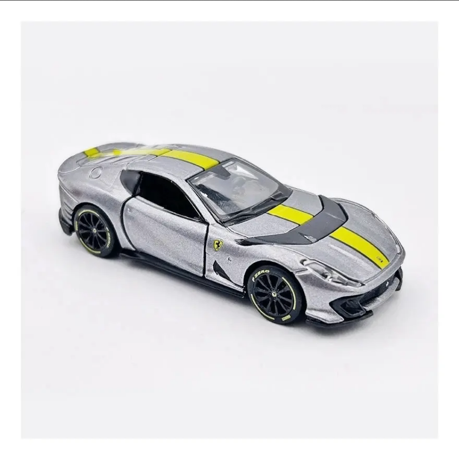 2025 Ferrari 812 Competizione Grey: No Package: Image 2