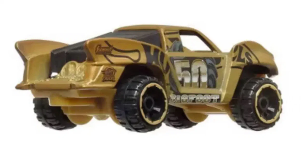 2025 Baja Truck Gold: No Package: Image 2