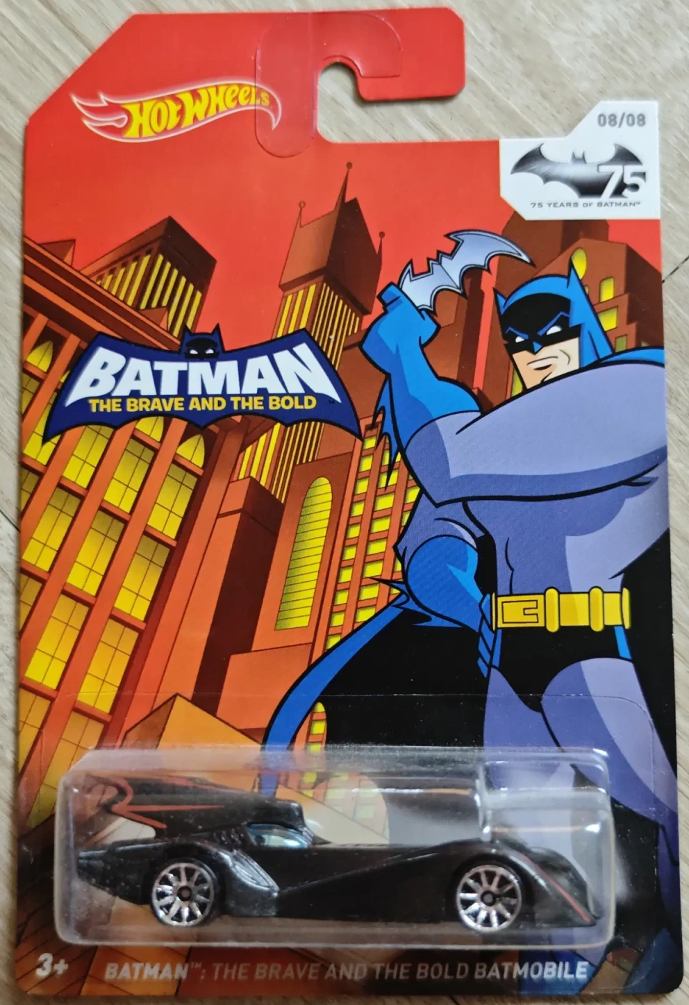 2014 Batman: The Brave And The Bold Batmobile Black: Image 2