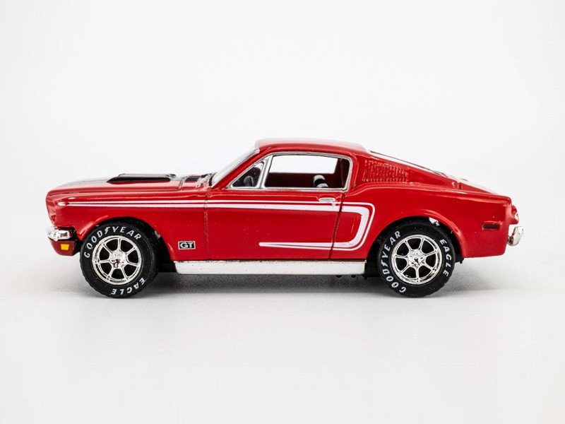 2004 68 Ford Mustang Cobra Jet Red: Image 2