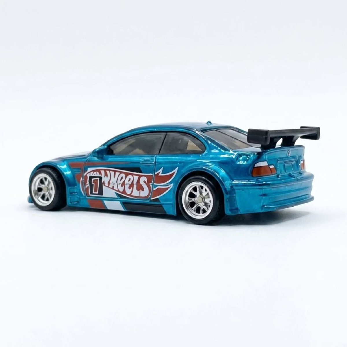 2027 BMW M3 GTR Blue: Image 4