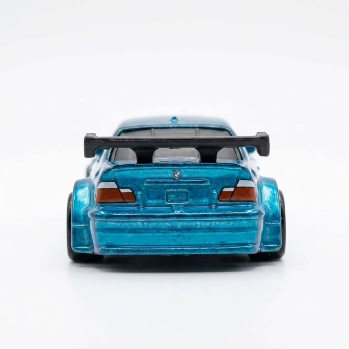 2027 BMW M3 GTR Blue: Image 6