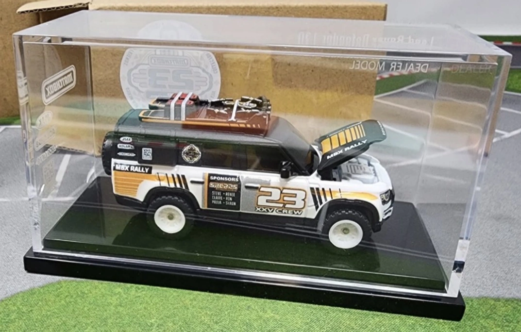 2025 Land Rover Defender 130 White: Image 2