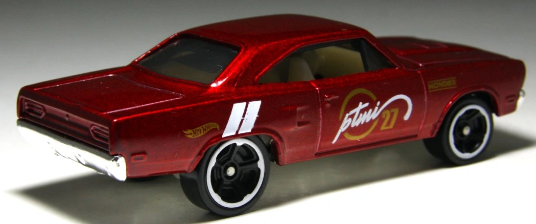 2020 70 Roadrunner Red: Image 2