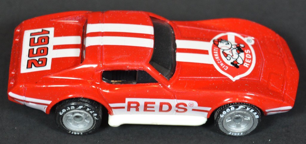 1992 Chevrolet Corvette Reds Red: Image 2