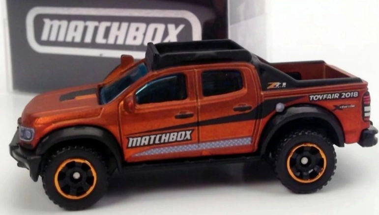 2018 16 Chevy Colorado Xtreme Gold: Image 2