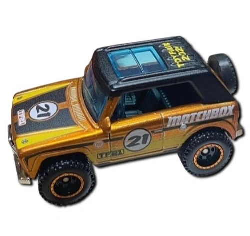 2021 MBX Field Car Gold: Image 2