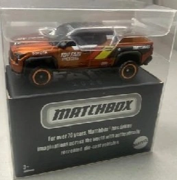 2026 2024 Toyota Tacoma Gold: Image 2