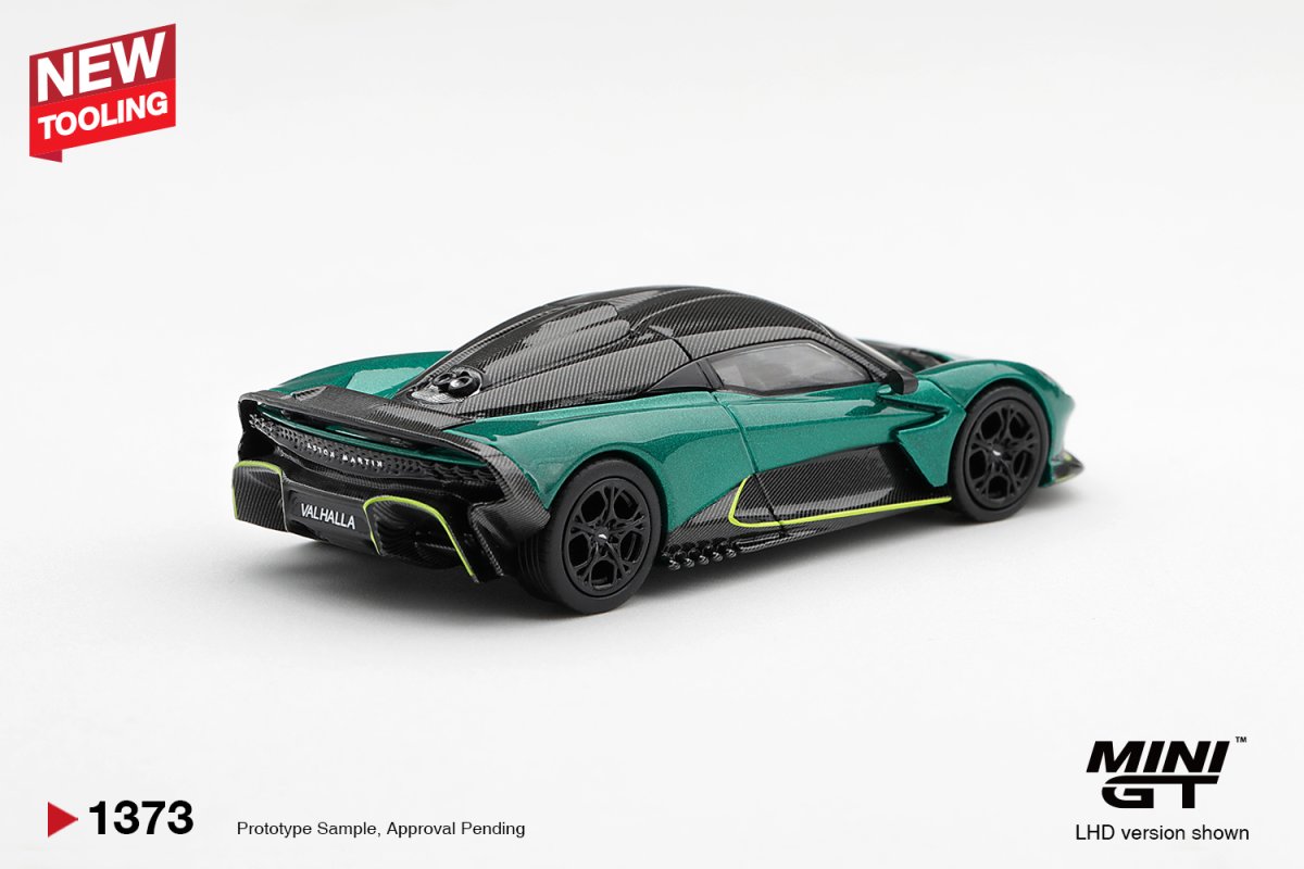 2026 Aston Martin Valhalla Podium Green Green: Image 3