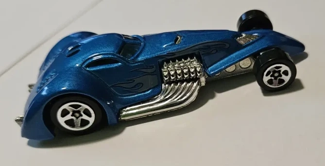 2007 Hammered Coupe Blue: No Package: Image 2
