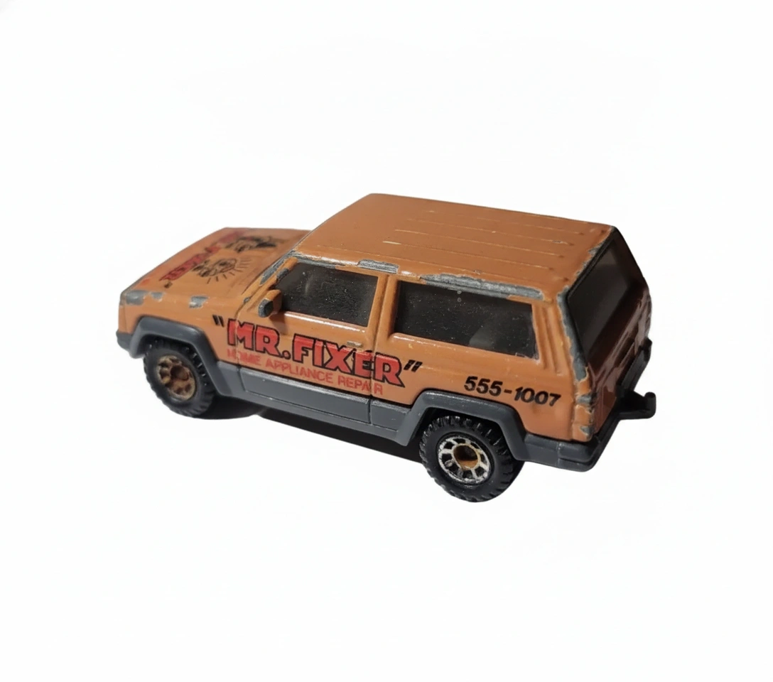 1988 Jeep Cherokee Brown: No Package: Image 2