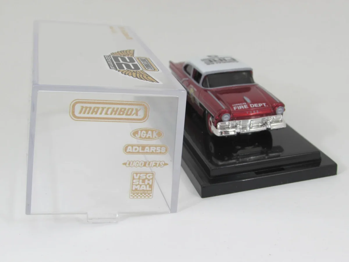 2024 1957 Ford Custom 300 Red: Image 3