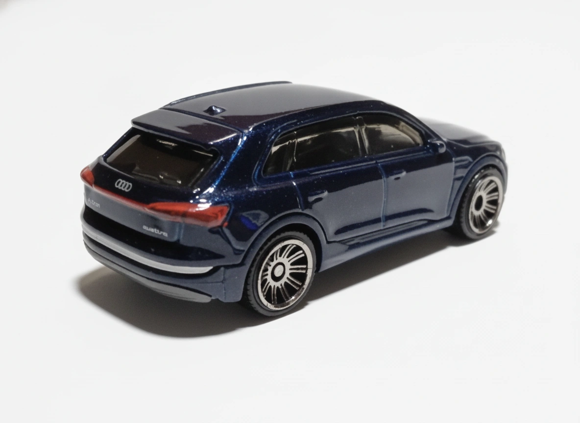 2026 Audi e-tron Blue: No Package: Image 2
