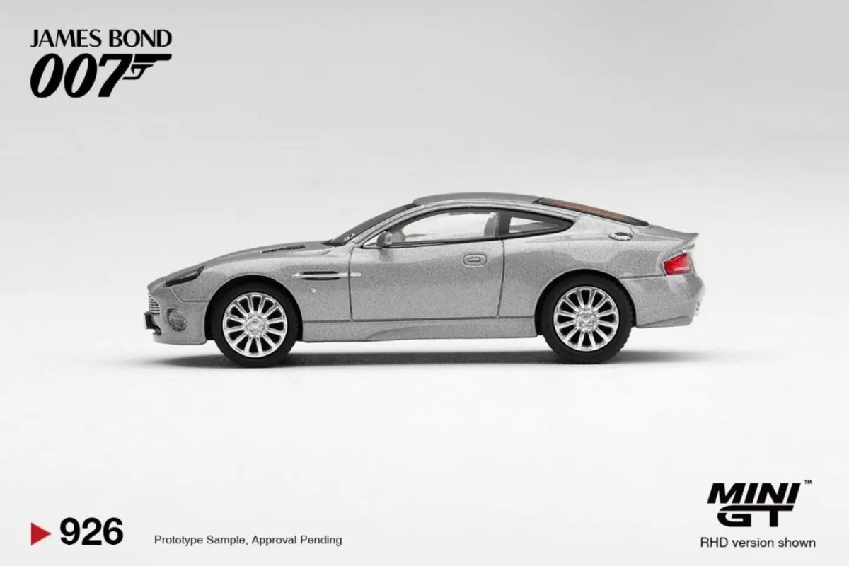 2026 Aston Martin V12 Vanquish "Die Another Day" Silver: Image 3