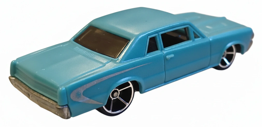 2012 64 Pontiac GTO Teal: No Package: Image 2