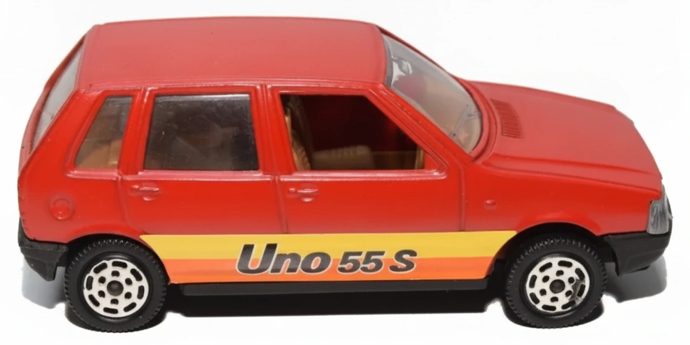 1983 Fiat Uno Red: Image 2