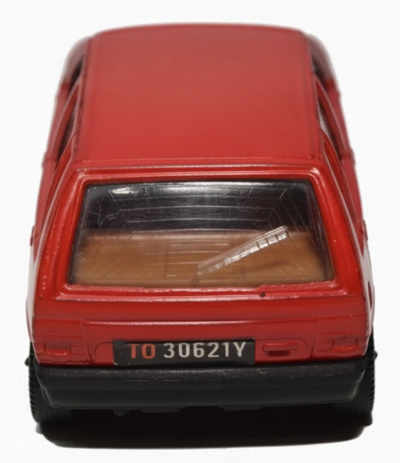 1983 Fiat Uno Red: Image 3