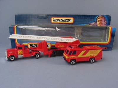 1990 Fire Set Metro Airport Foam Unit Red: Image 2