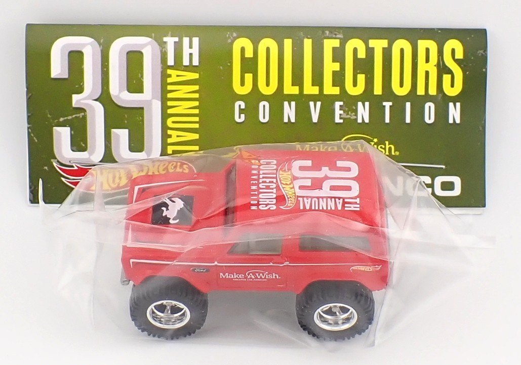 2025 67 Ford Bronco Red: Long (US): Image 2