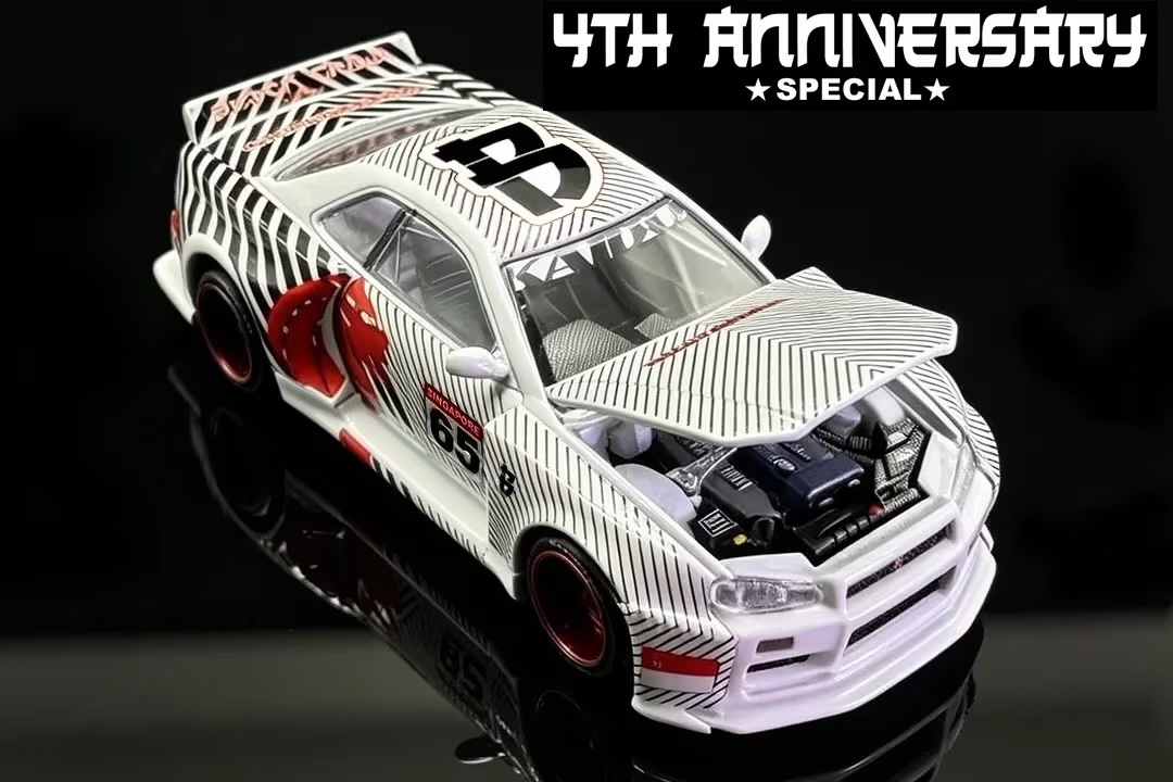2026 Nissan Skyline GT-R (R34) Black Crow Customs White: Image 4