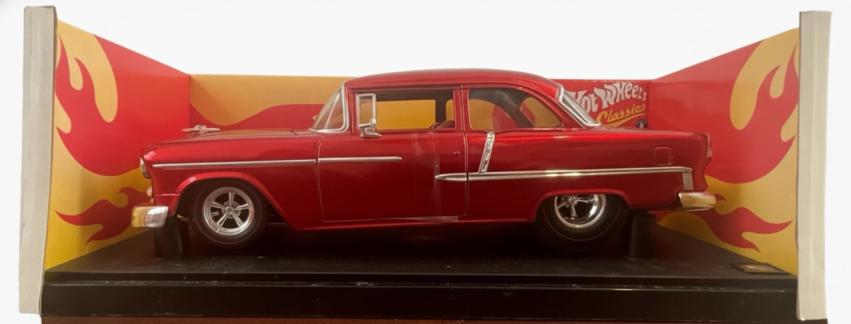 2005 55 Chevy Red: No Package: Image 2