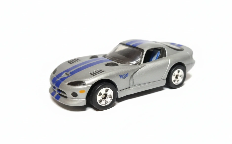1998 Dodge Viper GTS Coupe Silver: No Package: Image 2
