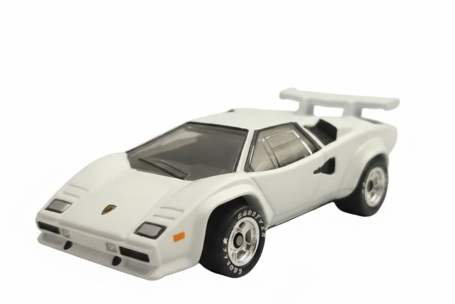 1997 Lamborghini Countach LP 500 S White: No Package: Image 2
