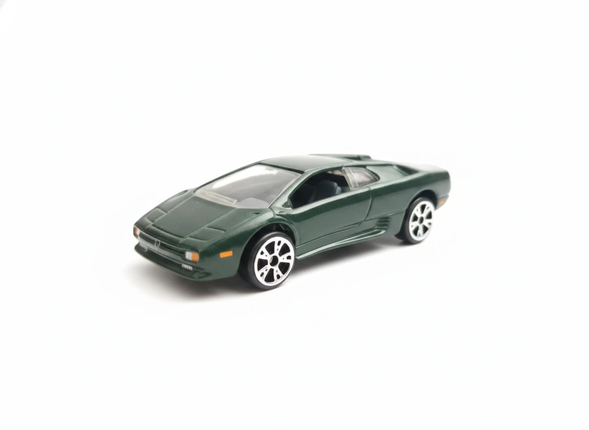 2005 Lamborghini Diablo Green: No Package: Image 2