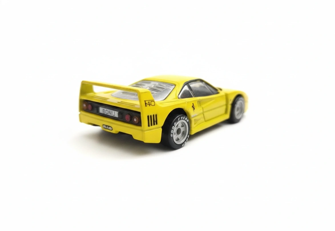 1992 Ferrari F40 Yellow: No Package: Image 3
