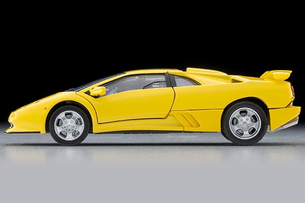 2026 Lamborghini Diablo SE30 Jota Yellow: Image 3