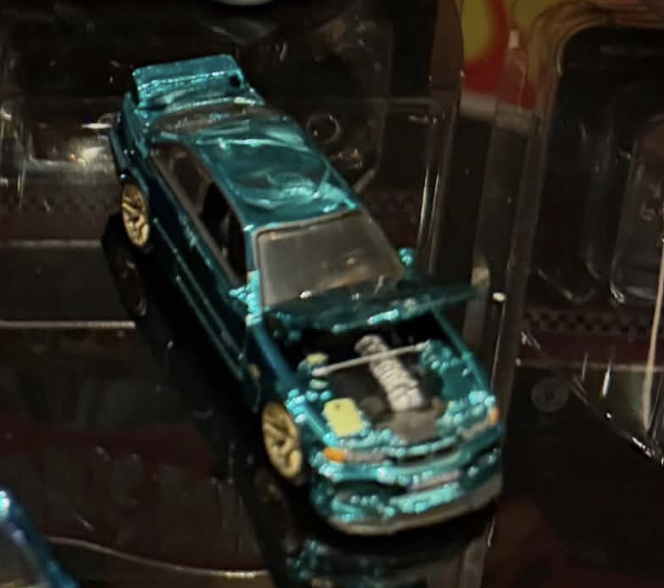 2027 1995 BMW M3 Teal: Image 2
