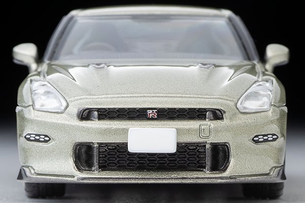 2024 Nissan GT-R Premium Edition T-spec 2024 model Olive: Image 5