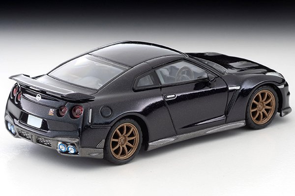2024 Nissan GT-R Premium Edition T-spec 2024 model Purple: Image 2