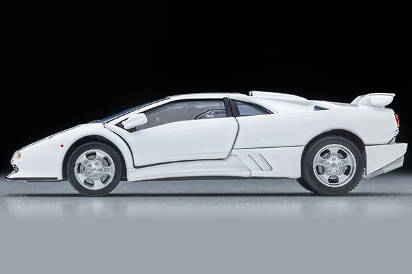 2026 Lamborghini Diablo SE30 Jota White: Image 3