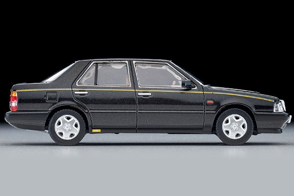 2026 Lancia Thema 8.32 Phase I Black: Image 4