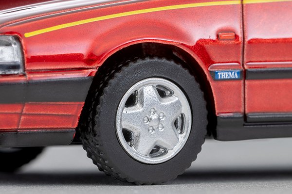 2026 Lancia Thema 8.32 Phase II Red: Image 7