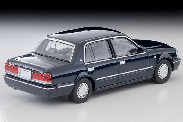 2026 Toyota Crown Sedan Super Deluxe Blue: Image 2