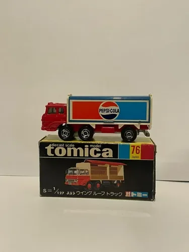 1978 Fuso Wing Roof Truck Red: Box: Image 3