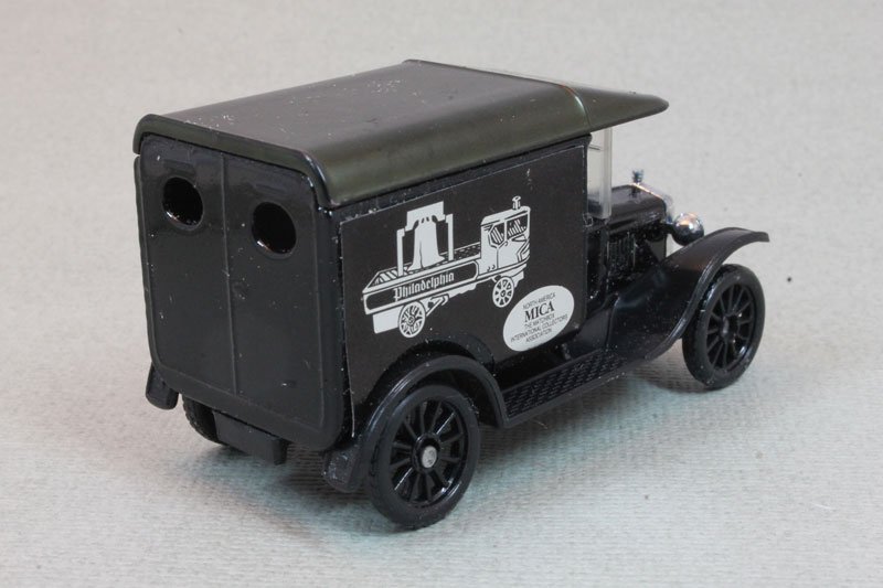 1993 1921 Ford Model T Van Black: Image 3