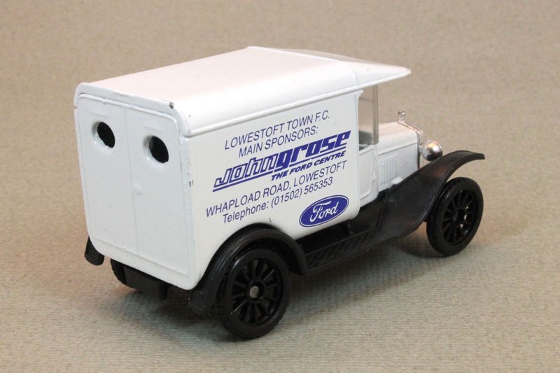 1995 1921 Ford Model T Van White: Image 2