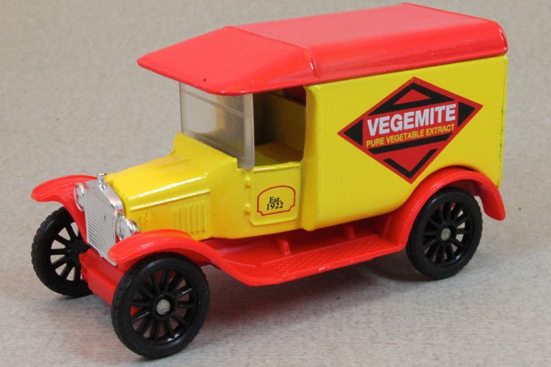 1995 1921 Ford Model T Van Yellow: Image 2