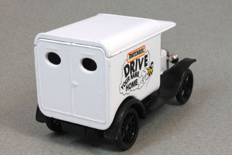 1995 1921 Ford Model T Van White: Image 2